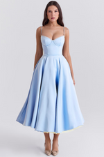 Elegant Royale Dress – Flattering Silhouette & Timeless Charm
