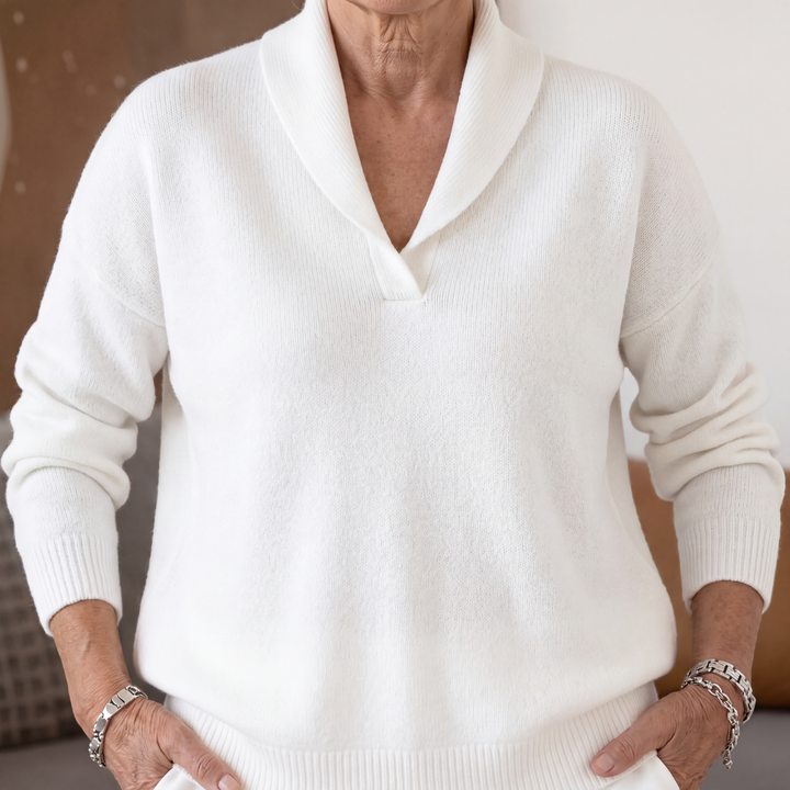 Women's Relaxed-Fit V-Neck Jumper for Autumn/Winter