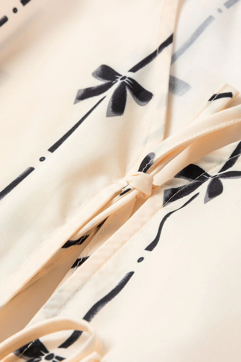 Lightweight & Elegant Sleeveless Blouse