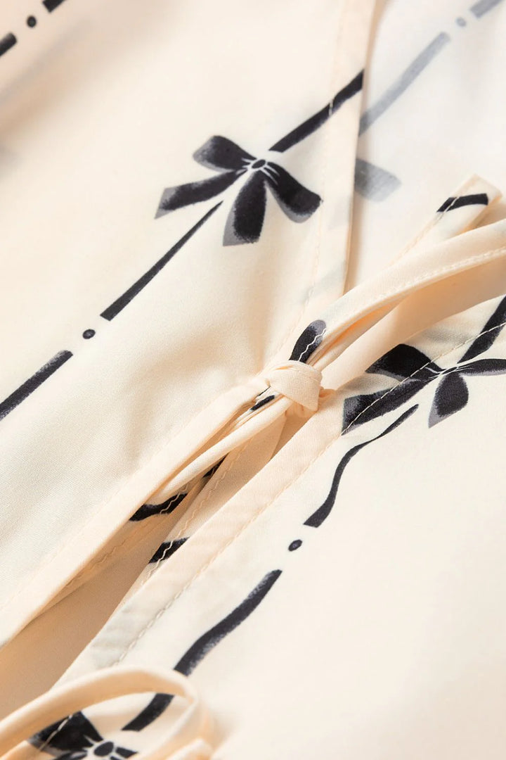 Lightweight & Elegant Sleeveless Blouse