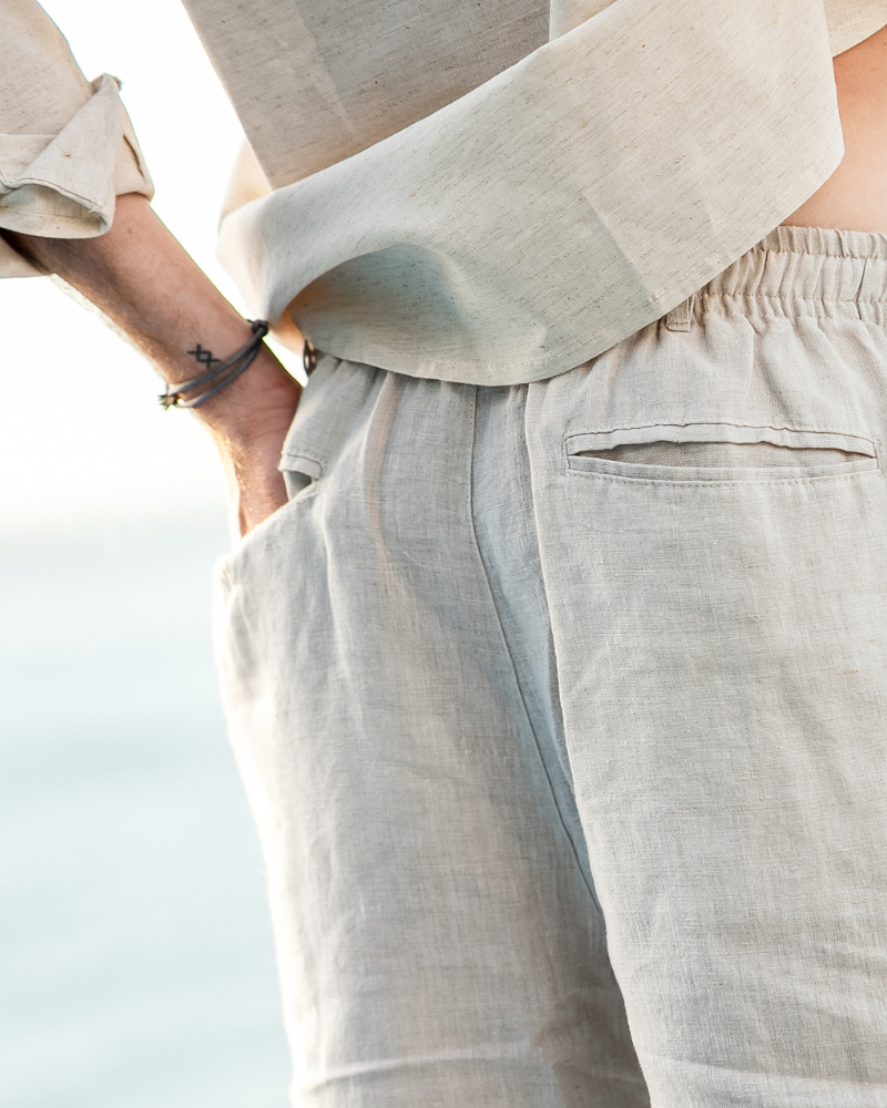 Linen Shorts with Zip Fastening
