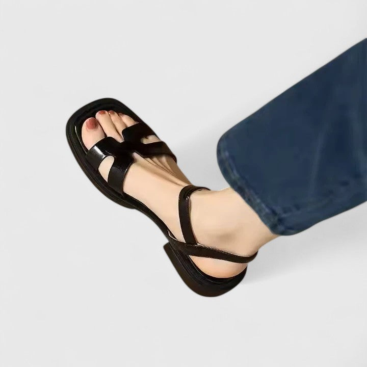 Sophisticated Flat Sandals with Adjustable Ankle Strap