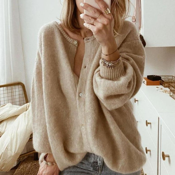 Oversized Fluffy Knit Cardigan with Round Neck and Button Front