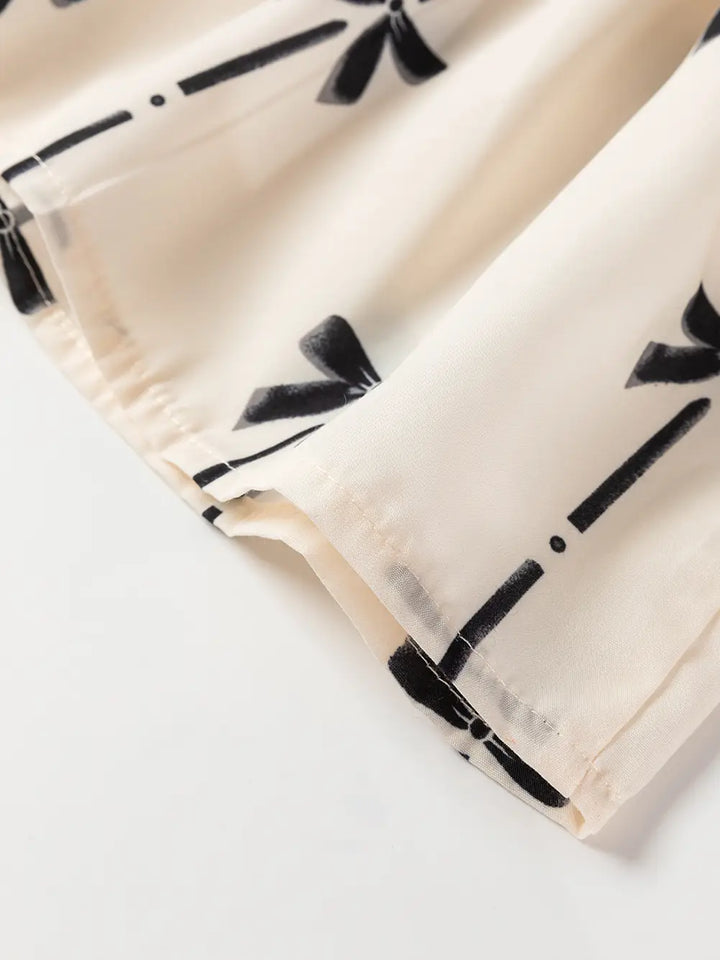 Lightweight & Elegant Sleeveless Blouse