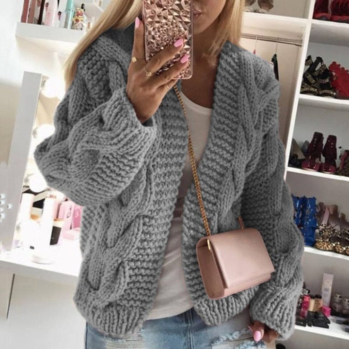 Women's Oversized Cable Knit Cardigan